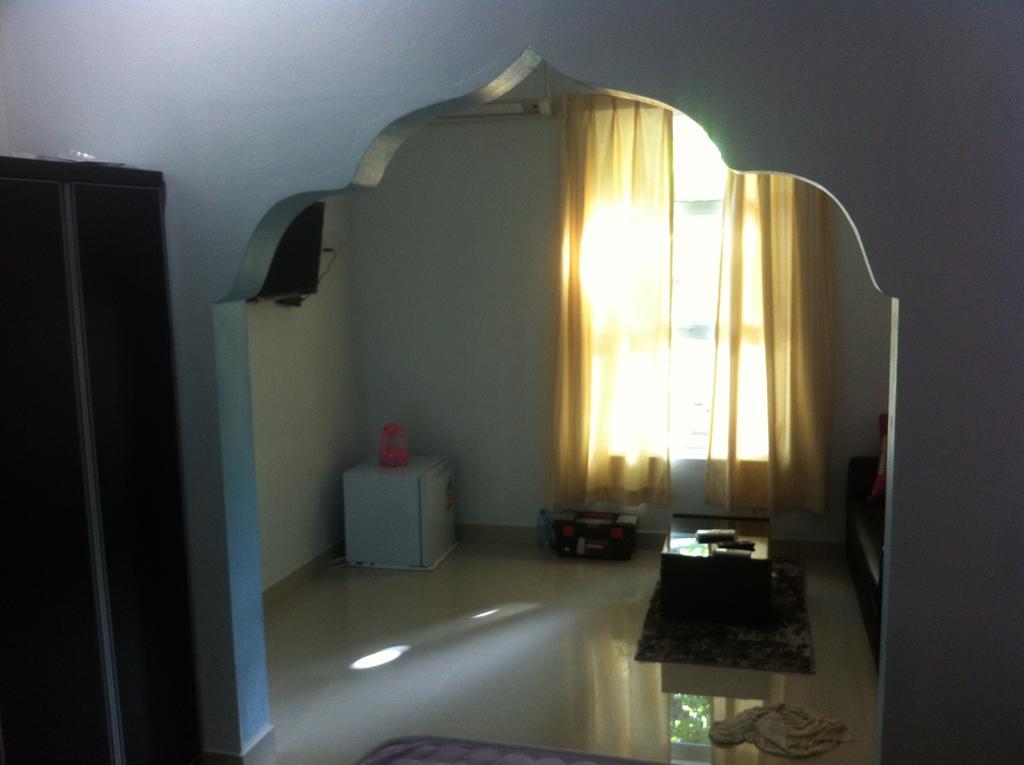 Azoush Tourist Guesthouse Fulhadhoo Exterior photo