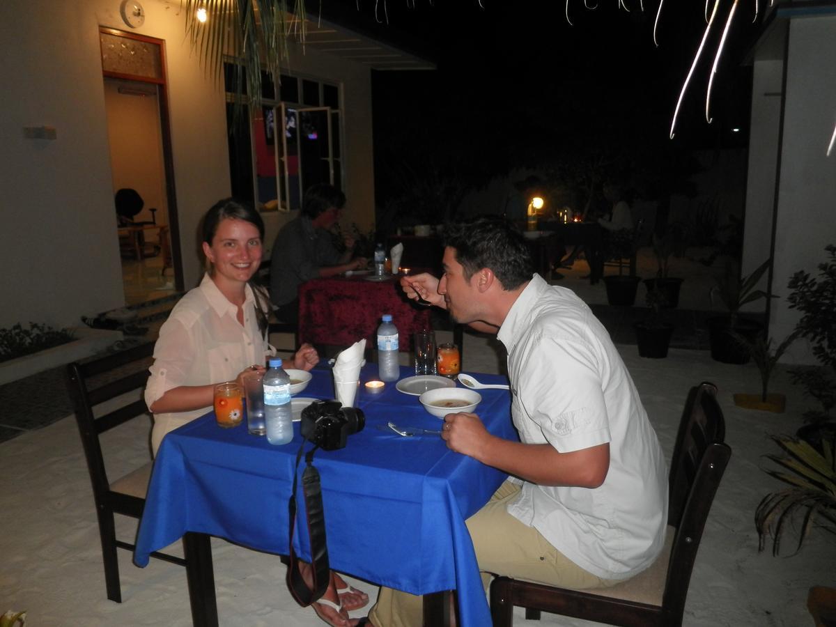 Azoush Tourist Guesthouse Fulhadhoo Exterior photo